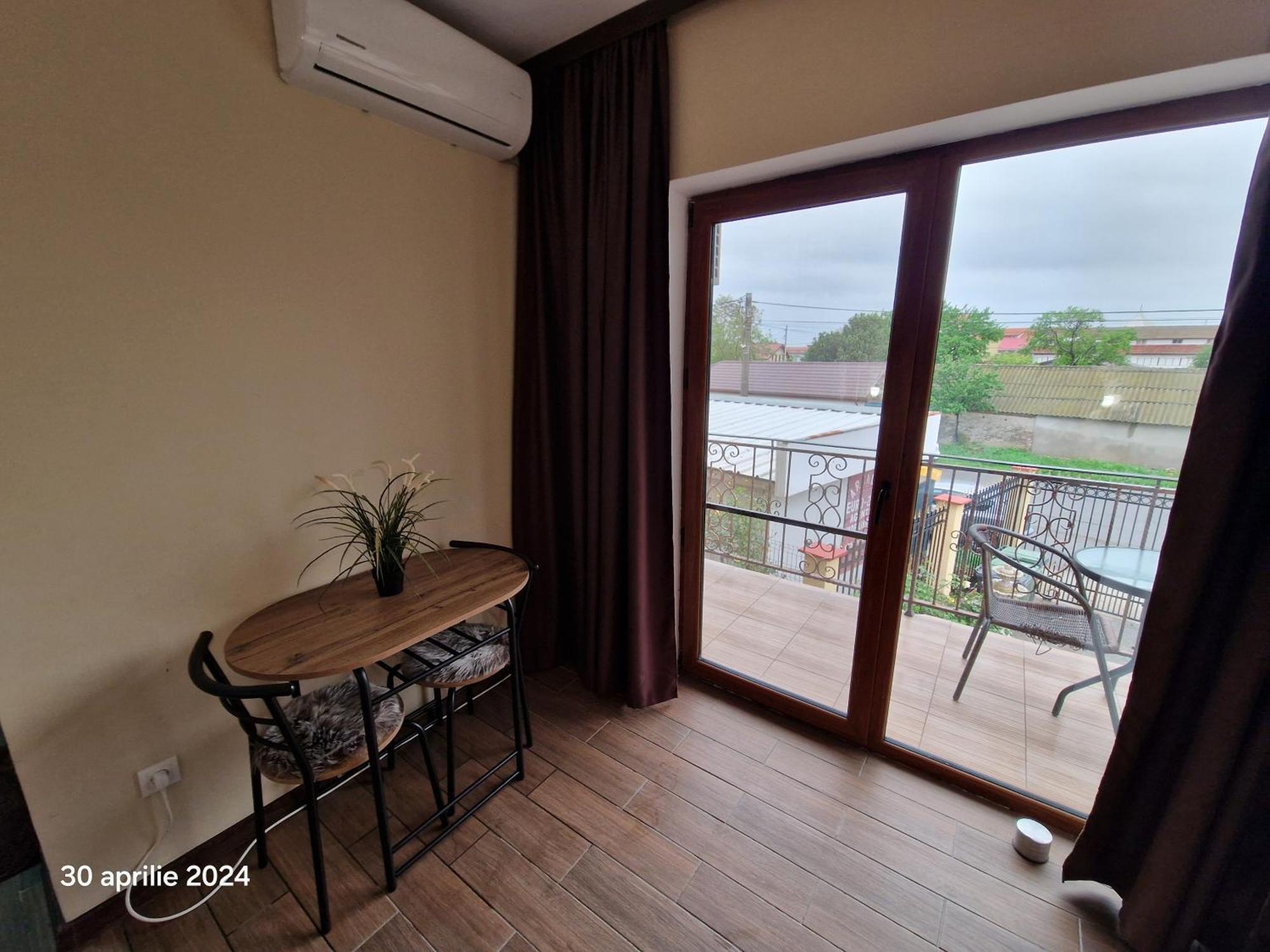 Casa Adrian Privatunterkunft *